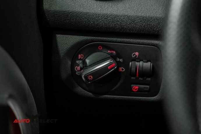 audi-a3-bensin-2009-big-22