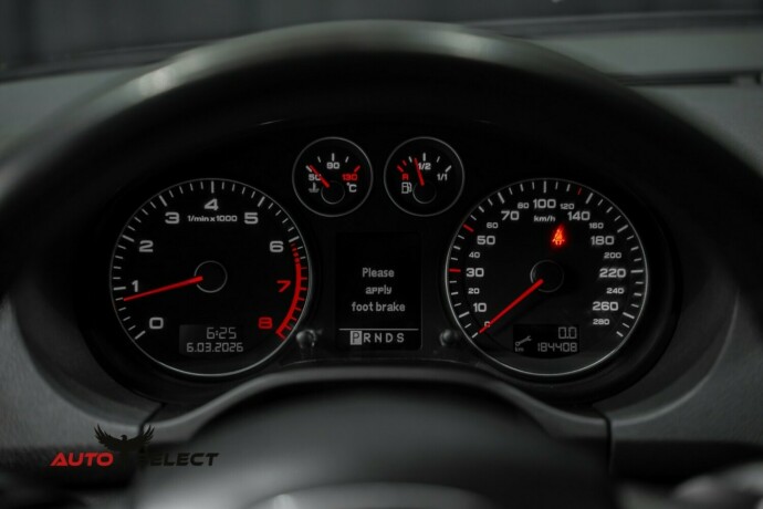 audi-a3-bensin-2009-big-25