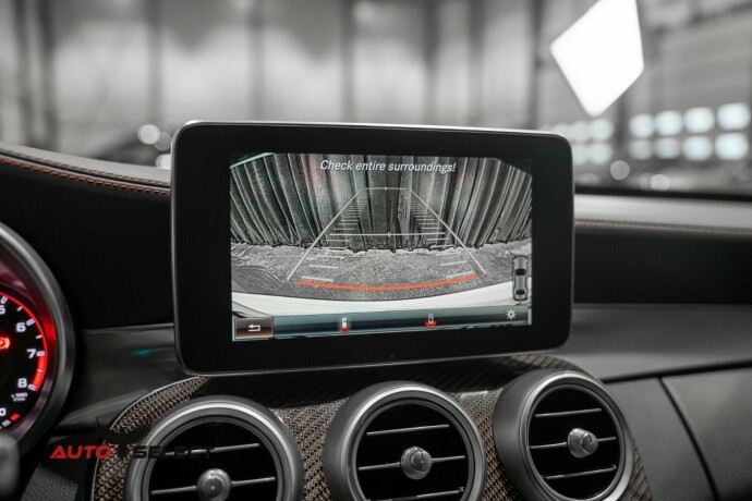 mercedes-benz-bensin-2015-big-60