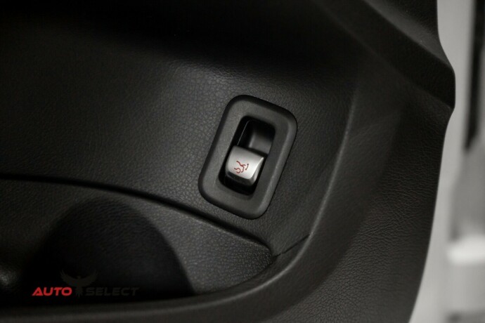 mercedes-benz-bensin-2015-big-31