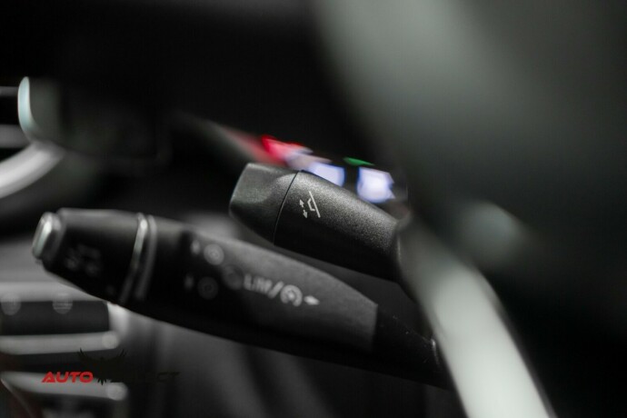 mercedes-benz-bensin-2015-big-40