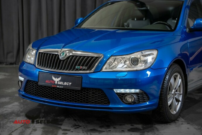 skoda-octavia-rs-diesel-2012-big-6