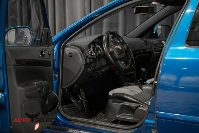 skoda-octavia-rs-diesel-2012-big-19