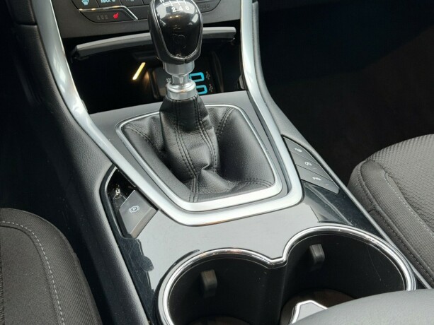 ford-s-max-diesel-2018-big-10