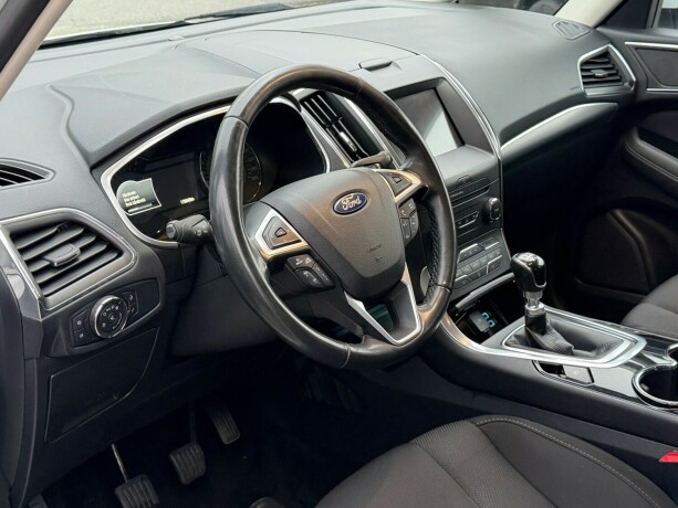 ford-s-max-diesel-2018-big-6