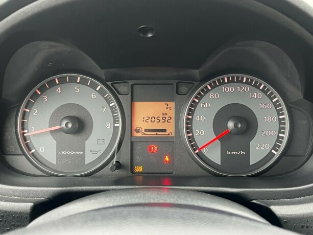 mitsubishi-colt-bensin-2012-big-14