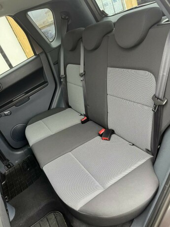 mitsubishi-colt-bensin-2012-big-21