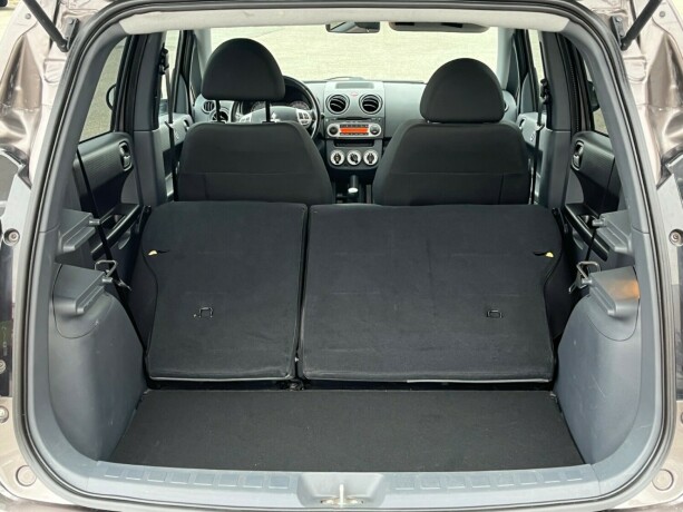 mitsubishi-colt-bensin-2012-big-27