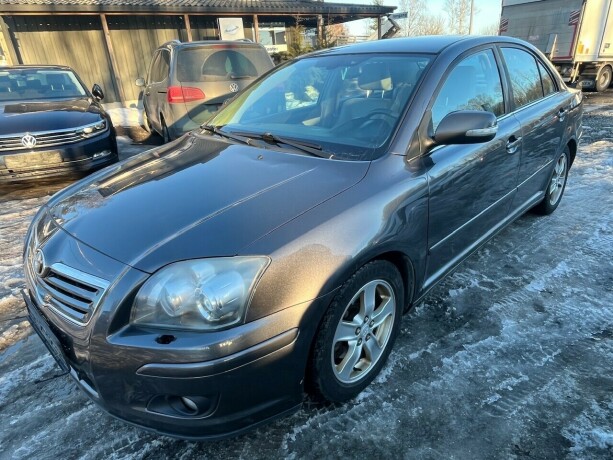 toyota-avensis-bensin-2007-big-2