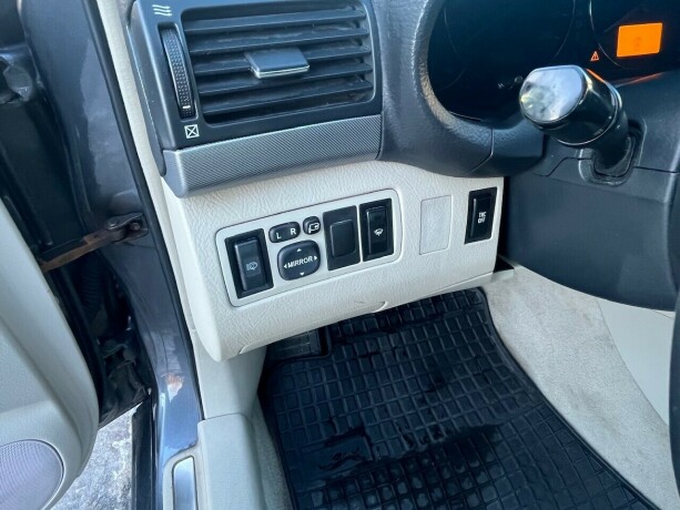 toyota-avensis-bensin-2007-big-12