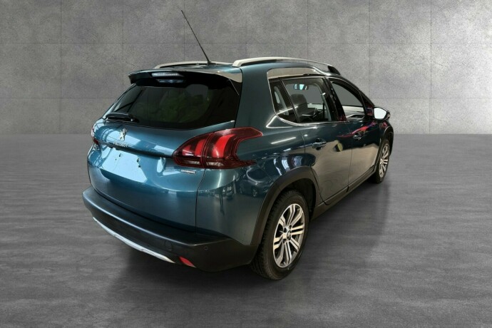 peugeot-2008-bensin-2017-big-6