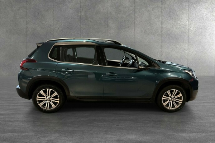 peugeot-2008-bensin-2017-big-7