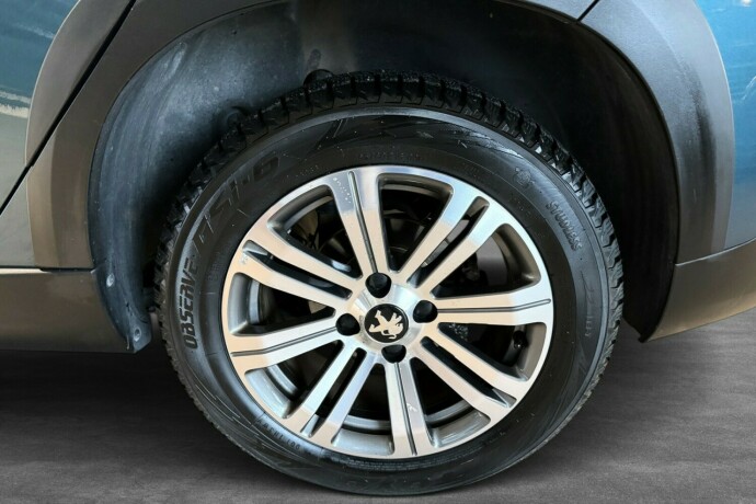 peugeot-2008-bensin-2017-big-27