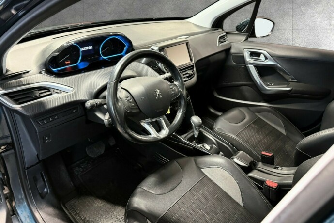 peugeot-2008-bensin-2017-big-8