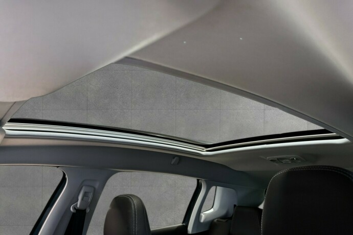 peugeot-2008-bensin-2017-big-23