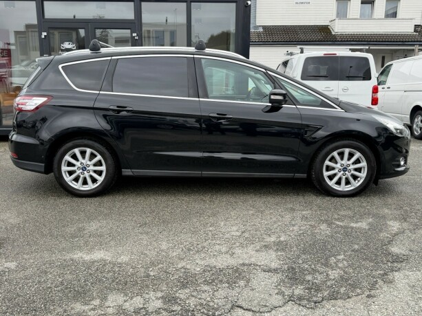 ford-s-max-diesel-2017-big-5