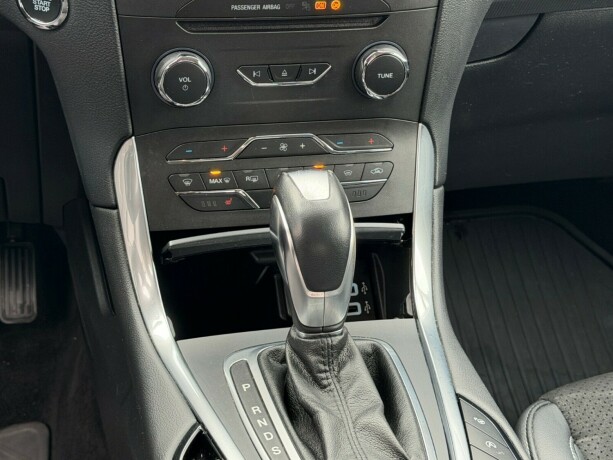 ford-s-max-diesel-2017-big-9