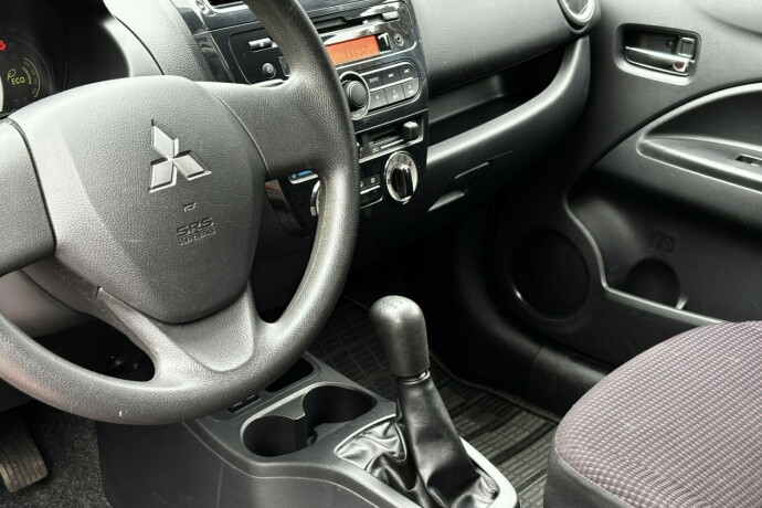 mitsubishi-space-star-bensin-2014-big-10