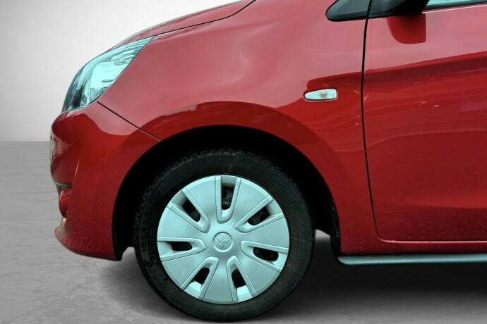 mitsubishi-space-star-bensin-2014-big-6