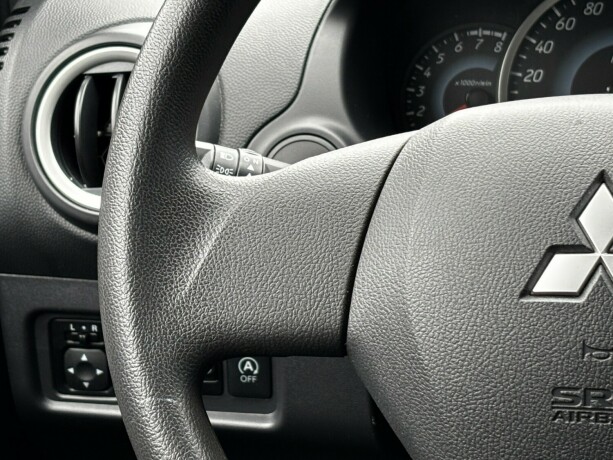 mitsubishi-space-star-bensin-2014-big-22