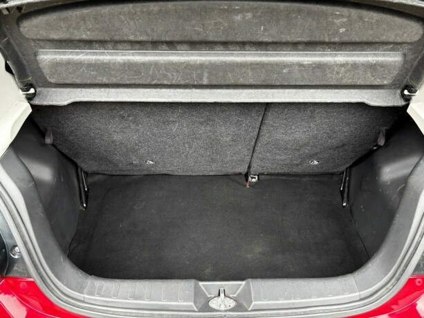 mitsubishi-space-star-bensin-2014-big-24