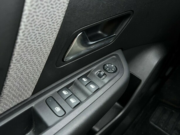 citroen-e-c4-elektrisitet-2022-big-22