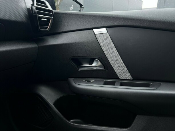 citroen-e-c4-elektrisitet-2022-big-21