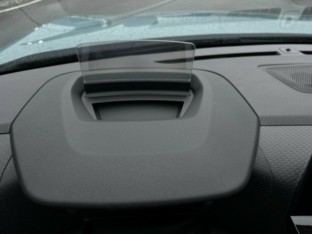 citroen-e-c4-elektrisitet-2022-big-16