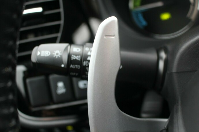 mitsubishi-outlander-elektrisitetbensin-2017-big-14