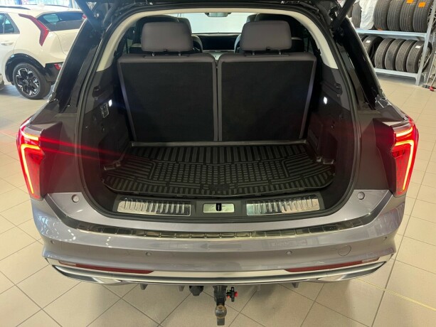 hongqi-e-hs9-elektrisitet-2022-big-36