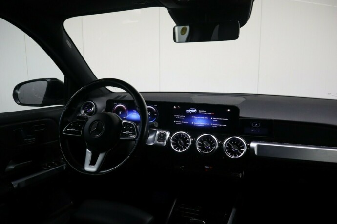 mercedes-benz-eqb-elektrisitet-2022-big-18