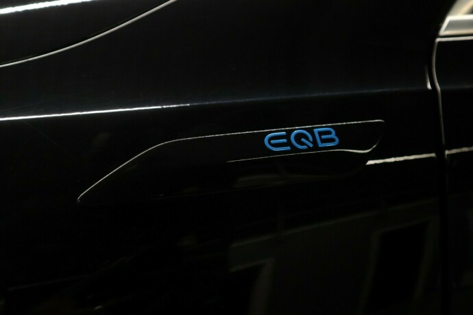mercedes-benz-eqb-elektrisitet-2022-big-45