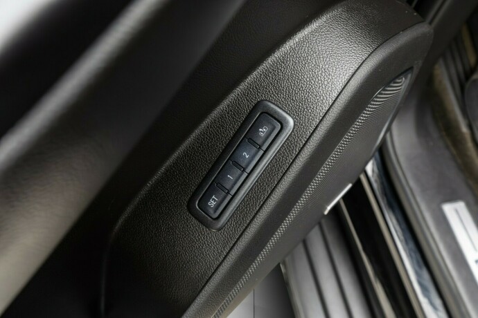 chevrolet-suburban-bensin-2015-big-43