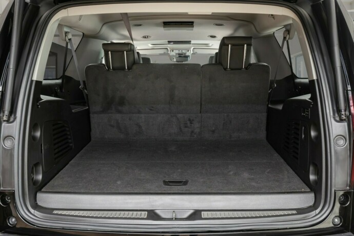 chevrolet-suburban-bensin-2015-big-59