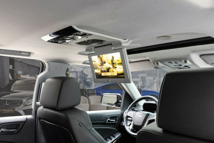 chevrolet-suburban-bensin-2015-big-53