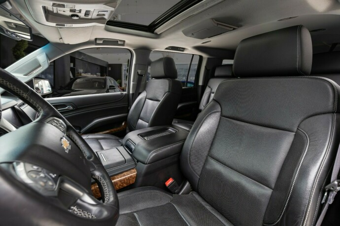 chevrolet-suburban-bensin-2015-big-45