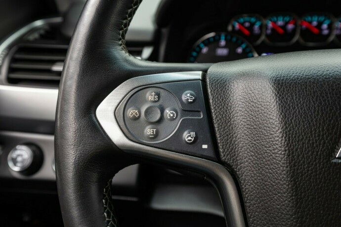 chevrolet-suburban-bensin-2015-big-24