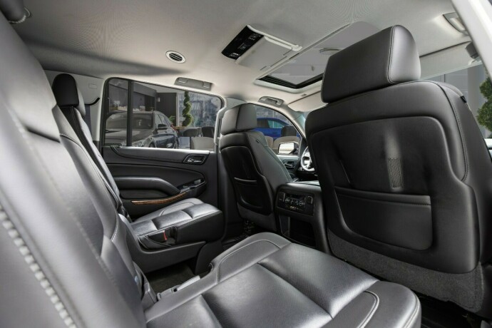 chevrolet-suburban-bensin-2015-big-52