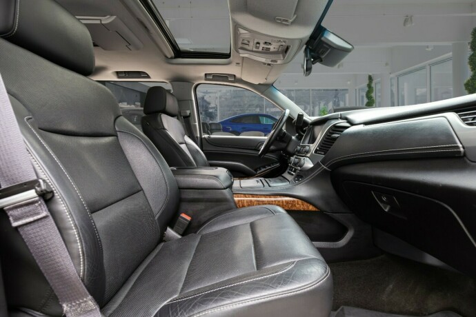 chevrolet-suburban-bensin-2015-big-46