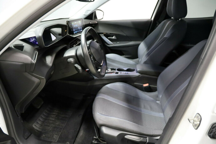 peugeot-e-2008-elektrisitet-2020-big-7