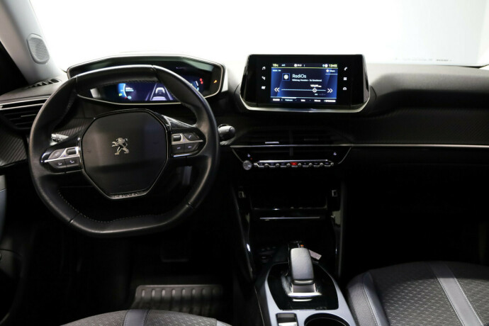 peugeot-e-2008-elektrisitet-2020-big-8