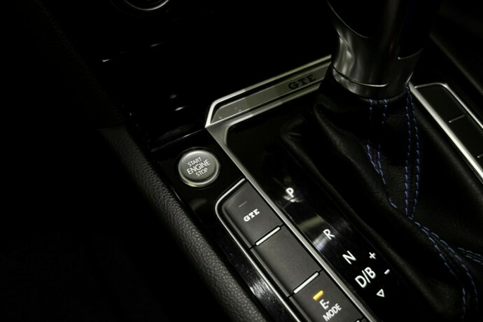 volkswagen-passat-elektrisitetbensin-2018-big-34