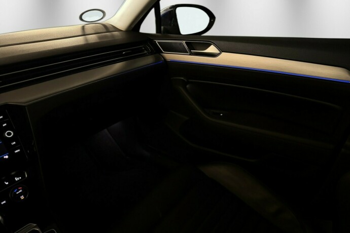 volkswagen-passat-elektrisitetbensin-2018-big-26