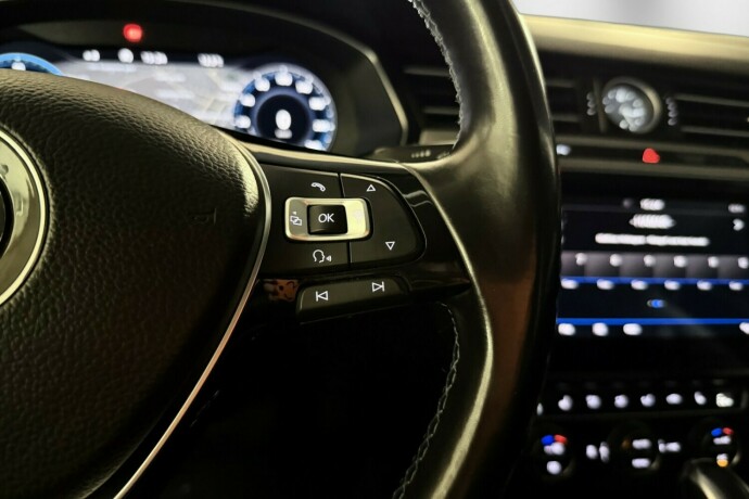 volkswagen-passat-elektrisitetbensin-2018-big-8