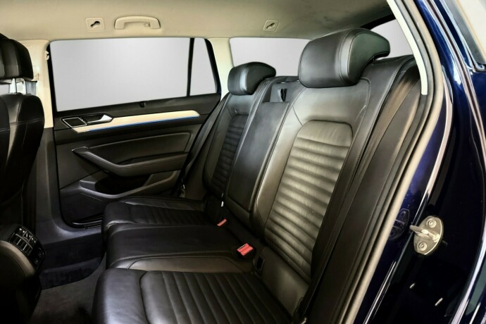 volkswagen-passat-elektrisitetbensin-2018-big-10