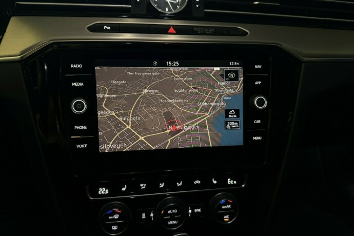 volkswagen-passat-elektrisitetbensin-2018-big-31