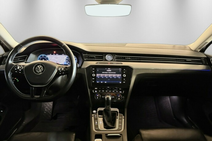 volkswagen-passat-elektrisitetbensin-2018-big-25