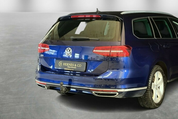 volkswagen-passat-elektrisitetbensin-2018-big-20