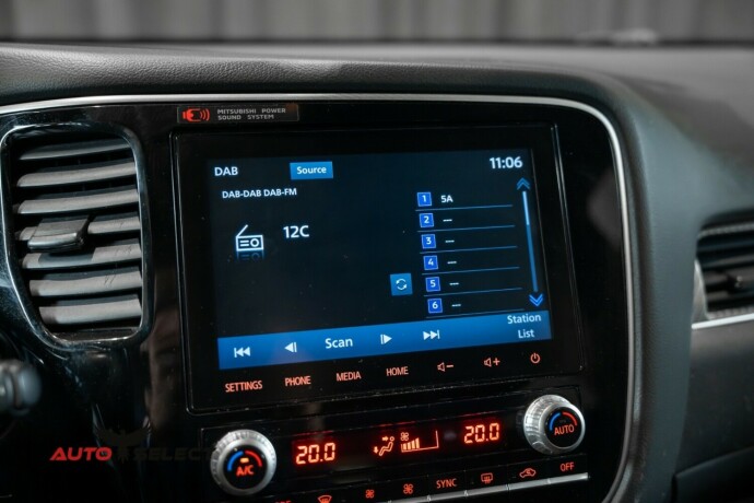 mitsubishi-outlander-elektrisitetbensin-2019-big-45