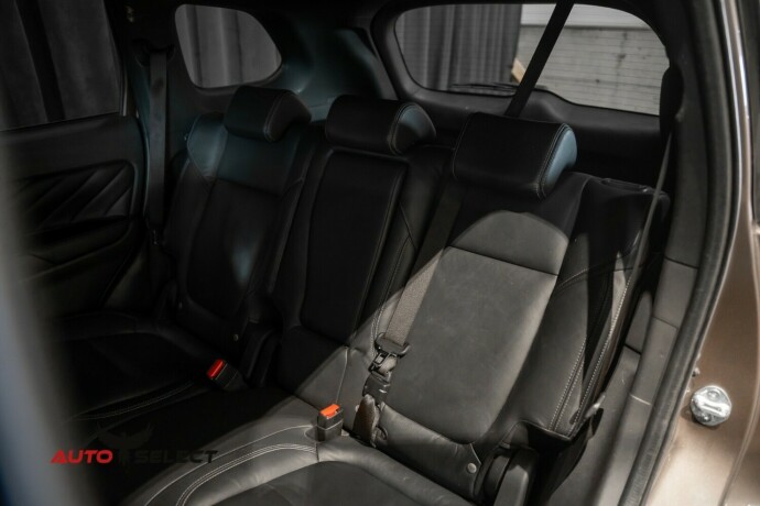 mitsubishi-outlander-elektrisitetbensin-2019-big-16